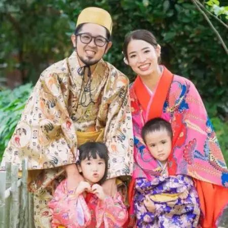 OKINAWA KIMONO家 沖縄で琉装着付け体験チケット 大人2名様/1時間レンタル【1732521】