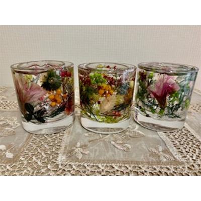 ふるさと納税 嘉手納町 お任せ花アートキャンドル2点セット |  | 02