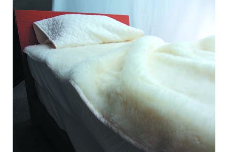 家庭で洗えるムートン調ウールシーツ(シングル) [0333]