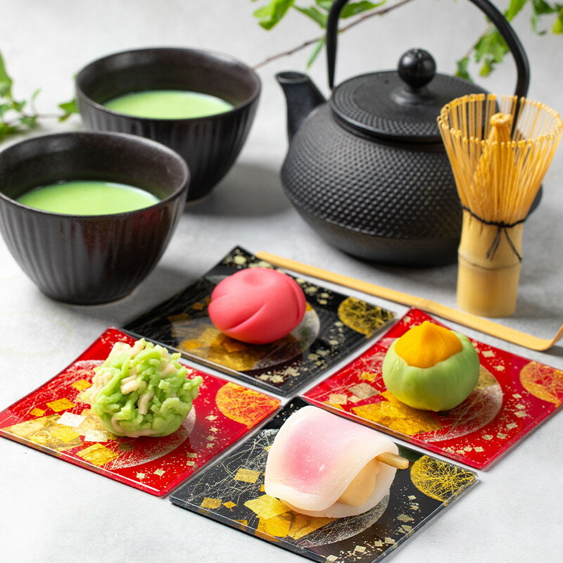 【ふるさと納税】【金彩工芸山田】金彩友禅ガラスの器　和菓子皿　双子月（赤黒） | 京都 京都市 京都府 金彩 友禅 皿 プレート 器 ガラス 引き出物 逸品 ギフト プレゼント お祝い 内祝い
