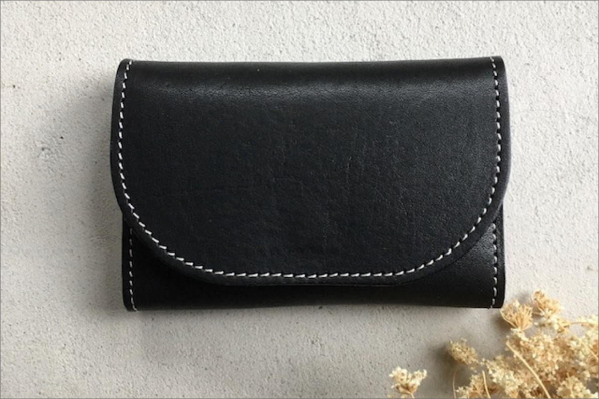 
            カードケース（ブラック）革小物 レザー 革 ケース おしゃれ 選べるカラー　LC00011
          