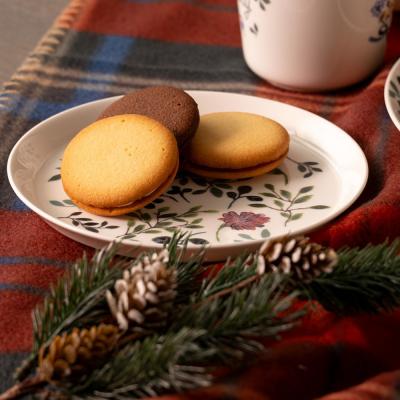 ふるさと納税 名古屋市 ナルミ アンナエミリア プレート(グランドマザーズブーケ) 16cm |  | 03