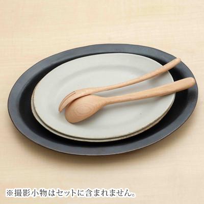 ふるさと納税 益子町 益子焼　黒と白のオーバル皿セット |  | 01