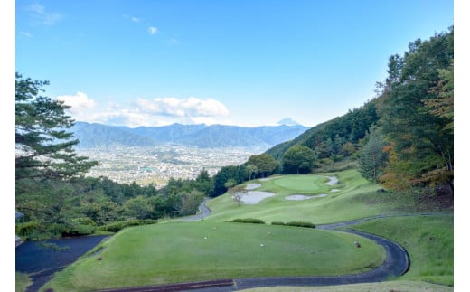 
ゴルフ優待プレー補助利用券(春日居ゴルフ倶楽部)5000円分　★009-001
