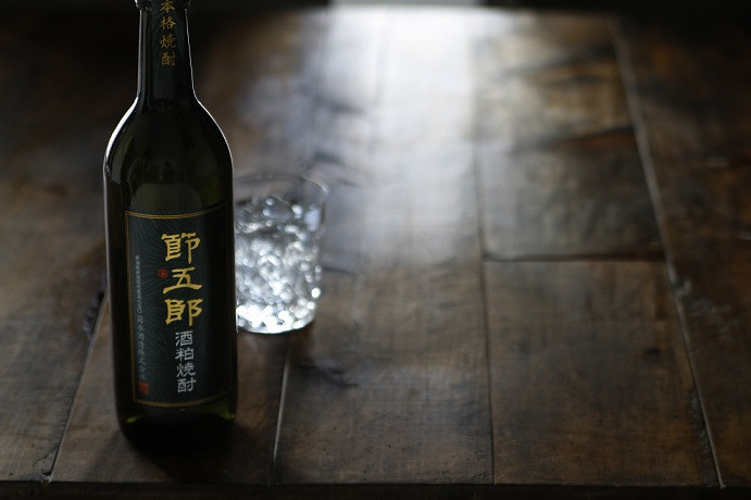 菊水 節五郎 酒粕焼酎 720ml 焼酎 酒粕焼酎 本格焼酎 酒 お酒 地酒 菊水 節五郎 新潟 新発田市 スッキリ アルコール フルーティー 芳醇 度数35度 贈答 ギフト プレゼント 父の日 お中