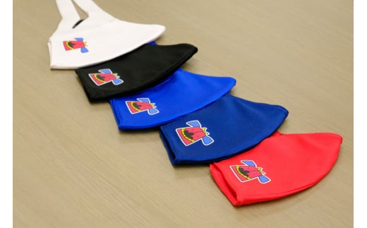 【ふるさと納税】スポーツマスク（獅子キャラクター「舞ちゃん」プリント入り）紳士用ホワイト×2枚＋紳士用ネイビー1枚セット 紳士用 スポーツ スポーツマスク ホワイト ネイビー 速乾性 消臭機能付き 舞ちゃん 日本製 ギフト 職人 手作り 香川県 伸縮素材 国内 国産 レガン
