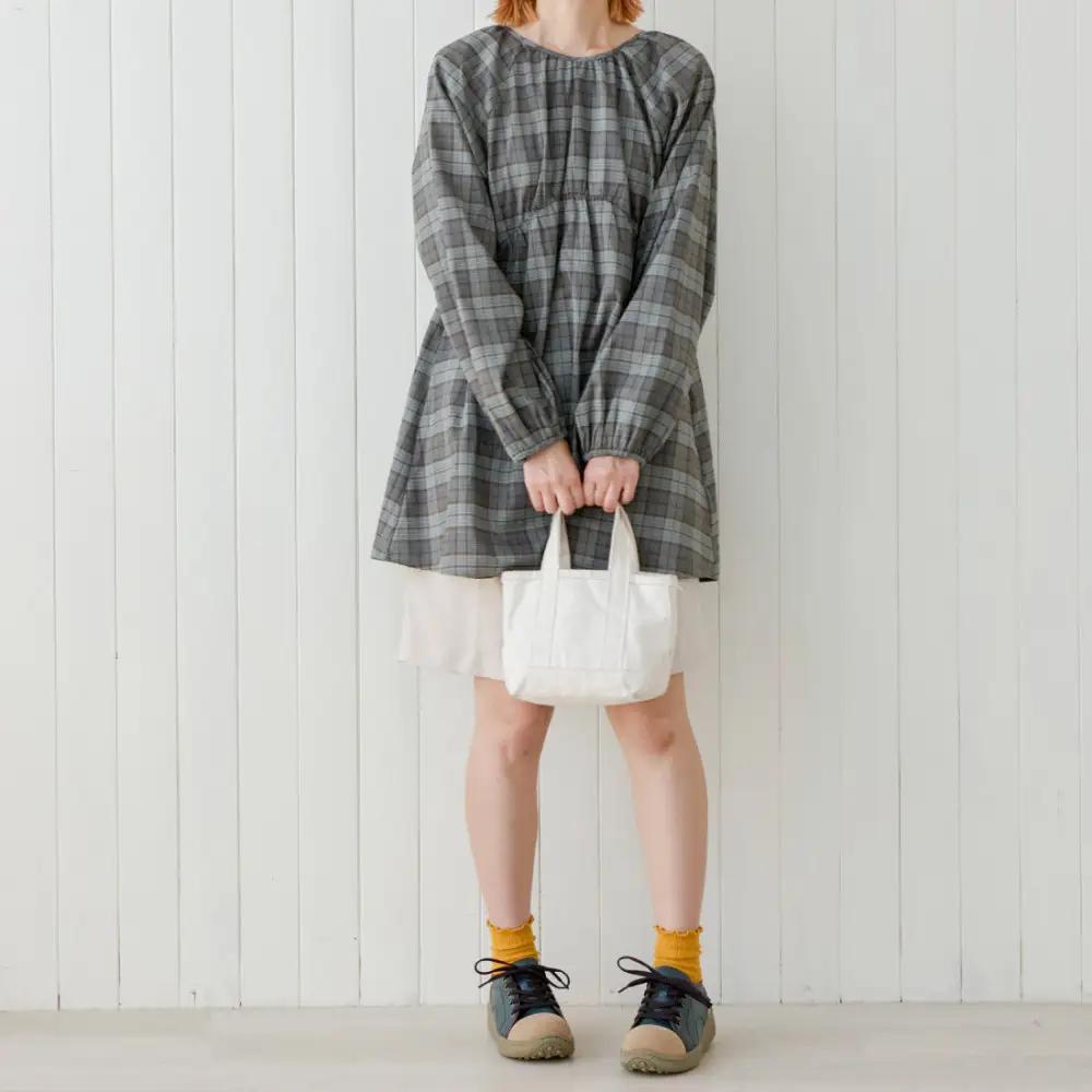 ポルカ｜ネイビー  M【36】(23.5cm) レディース スニーカー 幅広 甲高 外反母趾 ゆったり 3E 大人気 厚底 靴