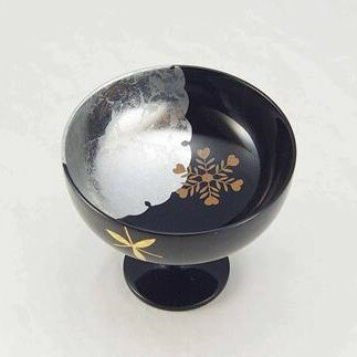 【ふるさと納税】【象彦】十二ヶ月冷酒杯（雪華・12月） | 京都市 京都 京 伝統技術 お土産 老舗 ギフト お祝い 内祝い 象彦 器 伝統工芸 漆 冷酒杯 食器 誕生日