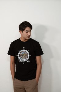 1.4-9-9 南アルプス市マンホールＴシャツ（黒） ※Ｍサイズ ALPBR001-M-H1
