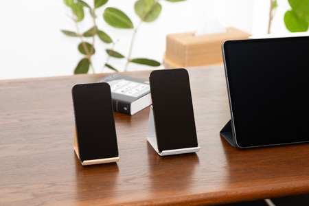 和紙のスマホスタンド iPhone 16 Pro 対応 スマホスタンド ベージュ 岩手県奥州市産 バンドシー Bandc for iPhone 16, 15, 14, 13, 12, 11, XS, 