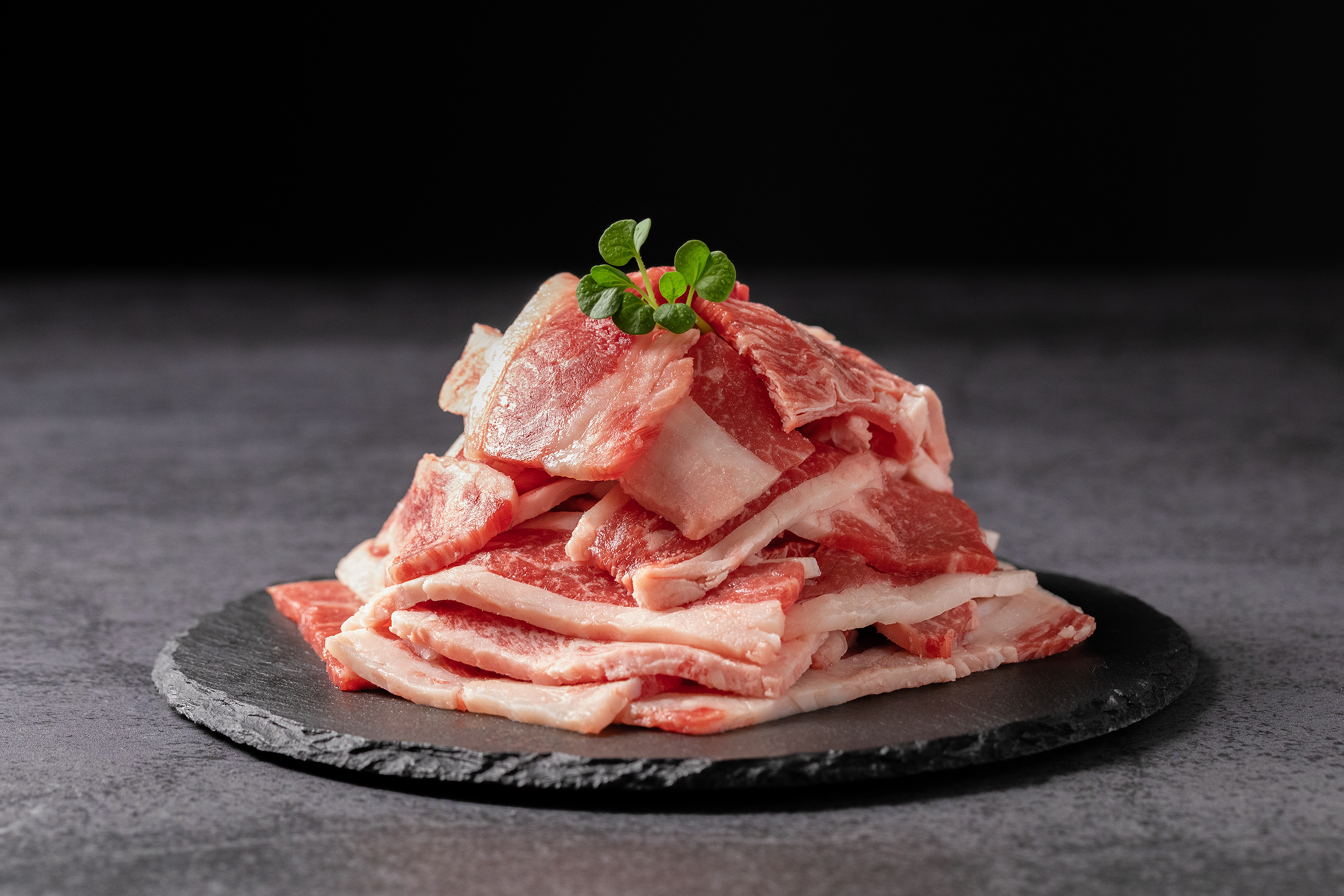 訳あり くまもと黒毛和牛 切り落とし 焼肉 1200g 1.2kg 小分け 3パック 牛肉 和牛 国産 赤身 厚切り バーベキュー BBQ わけあり ワケアリ ギフト 贈答用 ワイエスフード 熊本 阿