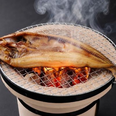 ふるさと納税 釧路市 俺の干物セット 北海道産 ほっけ 2枚 大サイズ ( 400g以上 / 1枚 ) |  | 01