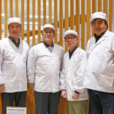 ふるさと納税 横手市 熟成味噌ディフェンシン　ギフトボックス(400g × 4個入) |  | 03