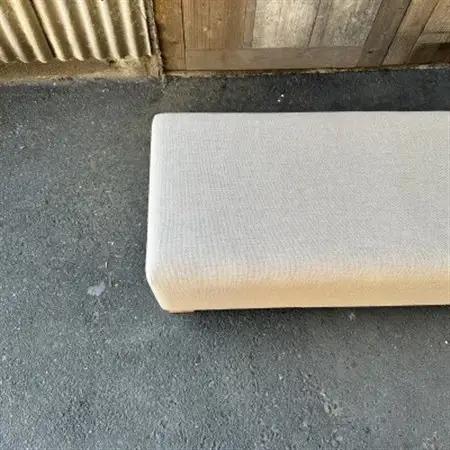 130 Bench(130ベンチ)NC アイボリー NAベース脚【SWOF】_雑貨・日用品 椅子・チェア・ソファ 家具・インテリア _【1580514】