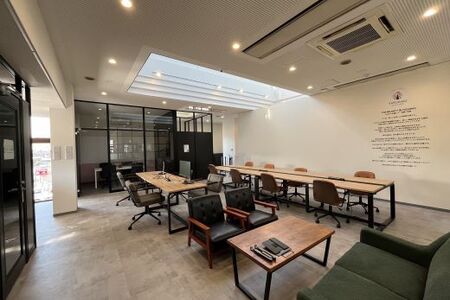 カフェとコワーキングスペースで使える利用券（4500円相当） MBAR002