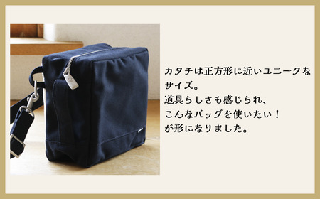 ボディバッグ カクバンBODY（レッド）ボディバッグ