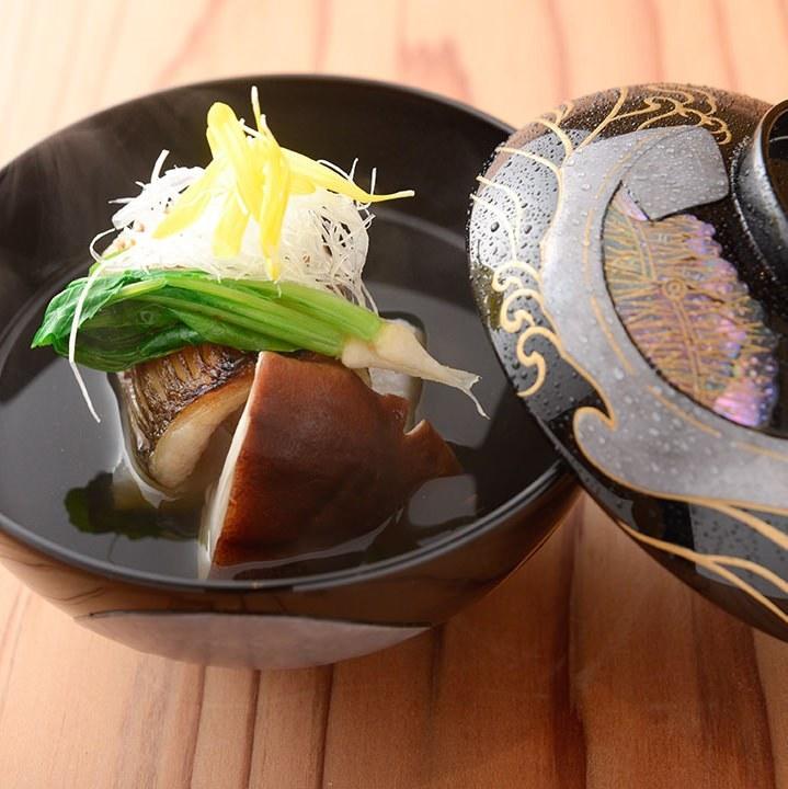 【浪速割烹 昇】《カウンター貸切》和歌山市食材をふんだんに使用したおまかせコース《6名様分》（ぐるなびセレクション）