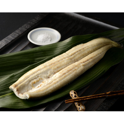 
                  楠田の極うなぎ白焼き3尾(170g～189g×3尾)【1557289】
                