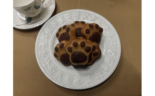 
            フィナンシェ　かわいい肉球型　7個入り
          