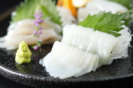 青森県産スルメイカ刺身240g（120g×2P)　青森県産 むつ市 刺身