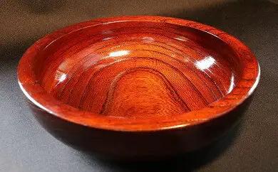 小田原漆器　1尺5寸　こね鉢【漆塗り 国産天然木 おしゃれ プレゼント 記念 お祝い ふっくらとしたデザイン 木製食器 日用品 キッチン用品 木製 直径435mm×高さ120mm 神奈川県 小田原市 鉢 鉢】