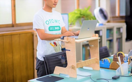 
木の香り漂う 木製デスク WOOD STANDING DESK【スタンダード】 【607】
