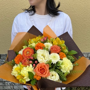 お楽しみ！6か月 お届け 季節のアレンジメント「Large」 | 花 アレンジ タイプ 高さ約42cm 横幅約40cm 