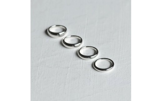 
                  甲丸リング Laugh＆Yoke Oval-LL｜6.1mm｜シルバー925｜LY-004
                