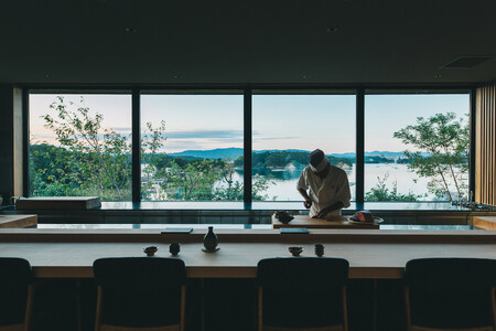伊勢志摩 MOKU ISESHIMA ペア宿泊券(1泊2食付) 1日1組限定  旅行 観光 限定 オーベルジュ 鮨 伊勢 志摩 おすすめ 人気  旅行券 宿泊券 チケット クーポン 貸切 サウナ 高級