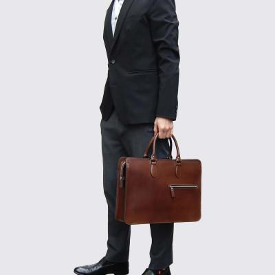 ふるさと納税 福岡市 FogliaA4ビジネスバッグ ダークブラウン SR004VC02 |  | 02