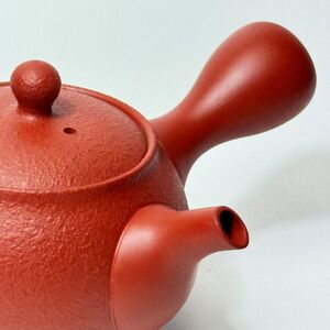 春秋　10号朱艶消梨皮新小丸急須4-604｜陶器 やきもの 焼き物 手作り 職人 春秋窯 鋳込み 丸よ小泉 愛知県 常滑市