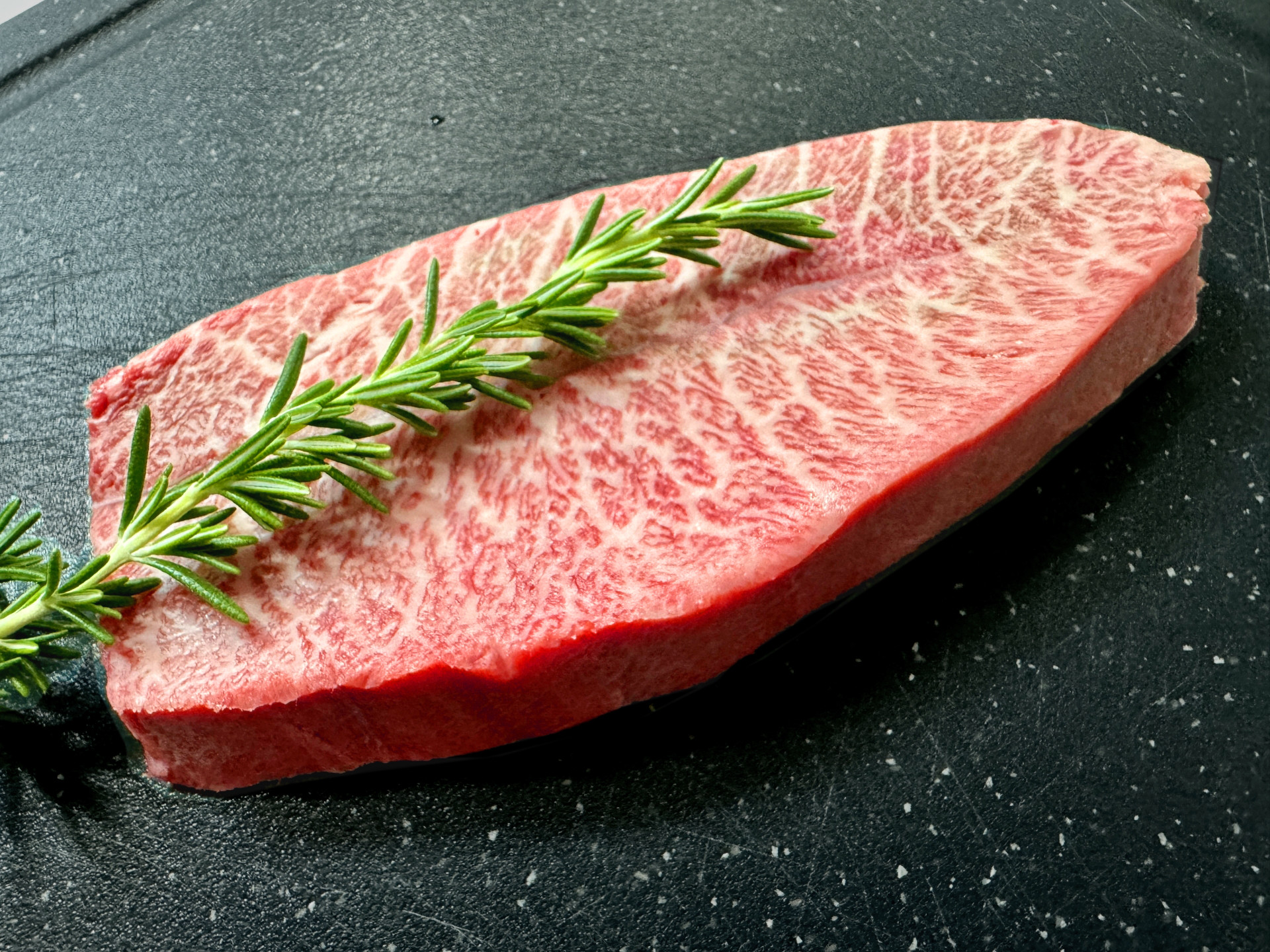 
            くまもと黒毛和牛 ミスジステーキ 約 300ｇ | 熊本県 くまもと 和水町 なごみ 牛肉 牛 黒毛和牛 ミスジ ステーキ 300g
          