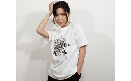 揖斐川町 マンホールTシャツ 白 ファッション 服 男性 メンズ 女性 レディース お城 星空 花 土星  Mサイズ
