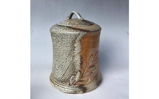 
                  益子焼 自然釉花弁連葉彫文水指＊茶道具【穴窯焼成】 | 栃木県 伝統工芸品 美術品 1点限定品 一点物 陶器 陶芸 作家
                