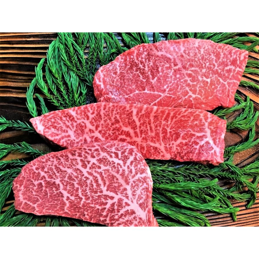 ＜古里精肉店＞「飛騨牛」A5等級ステーキ用希少赤身3種セット（イチボ・ランプ・心芯）各150g×3（計450g）