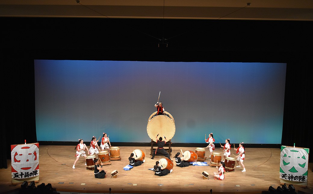 
            【返礼品なし】 内子高校 魅Can部 （郷土芸能部、陸上競技部）への応援寄附 （984）
          