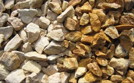 【15個口】庭砂利 天草砂利（5mm～20mm） 約20kg袋入り 合計約300kg 天草石 砂利 じゃり ブラウン 茶色 石 天然石 庭 熊本県 上天草市