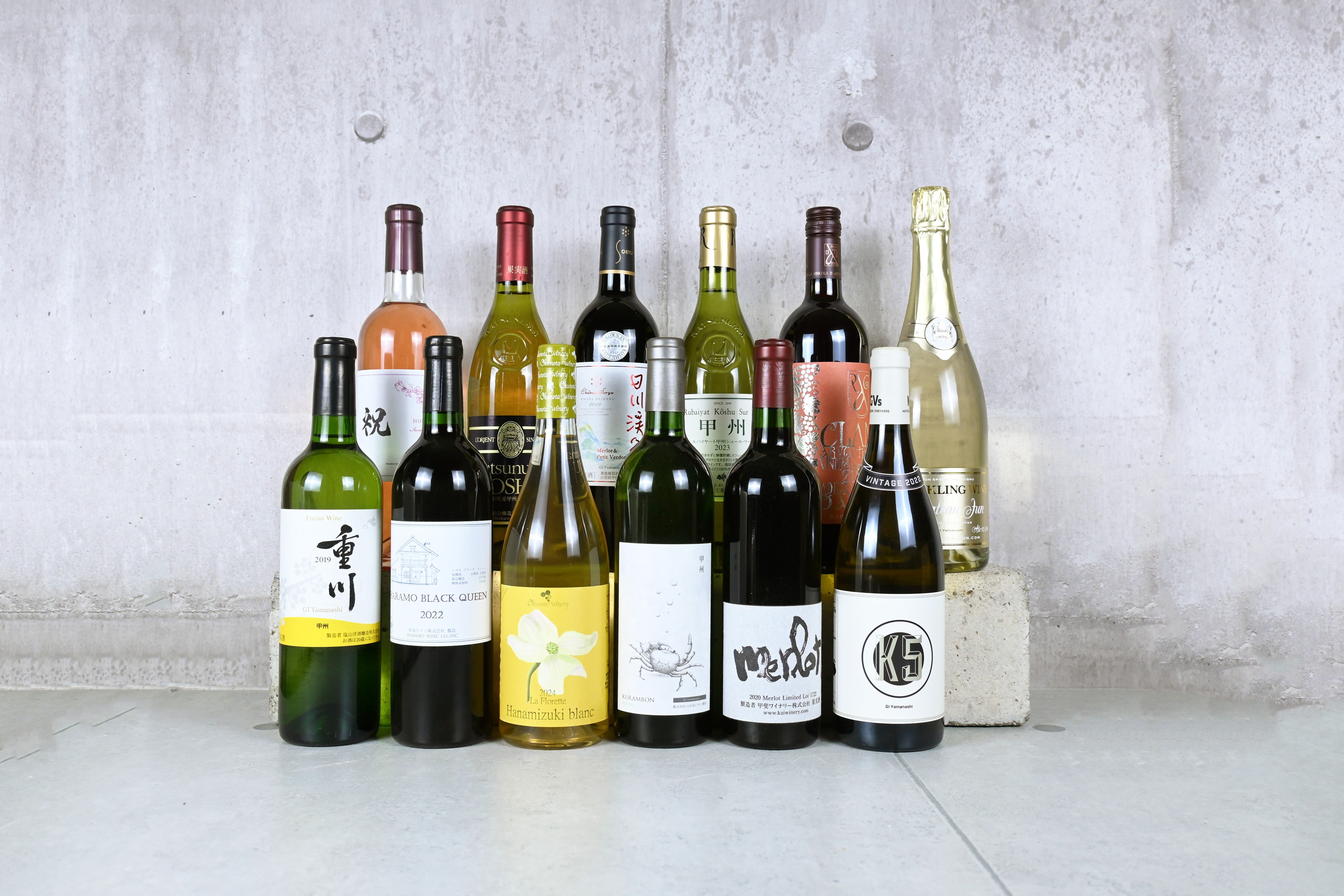 
            【定期便】プレミアムワイン定期便12本セット（KSB）G5-601 【ワイン 赤ワイン 白ワイン ロゼワイン オレンジワイン スパークリングワイン 甲州市 山梨】
          