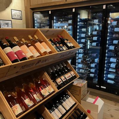 ふるさと納税 甲州市 山梨ワインと言ったら 白!ワインのプロ「新田正明」があなただけにセレクト 白ワイン2〜3本 甲州勝沼 |  | 02