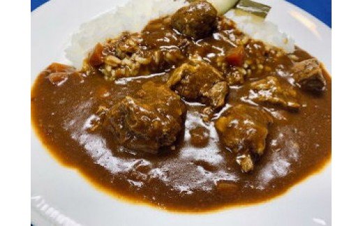 極旨！柔らか牛ヒレ肉ゴロゴロ贅沢ビーフカレー7食セット　ごろっと食感 本格カレー 牛肉 ヒレ肉 牛ヒレ肉 国産牛 ビーフカレー ごろごろ 柔らか 濃厚 旨みたっぷり カレー 牛ヒレカレー ヒレ肉カレー