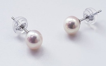 真珠 ピアス 5.5 ～ 5.9 mm ( K14 WG ) アクセサリー パール ジュエリー 三重 伊勢 志摩 真珠 パールアコヤ真珠 アコヤ貝 あこや 冠婚葬祭 慶事 誕生日 結婚式 記念日 お祝