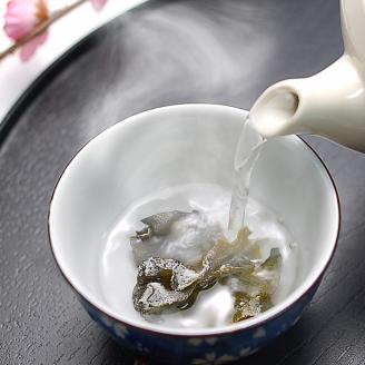 【4回定期便】乾燥めかぶセット(めかぶ茶3袋、めかぶフレーク3袋)【001-0375】