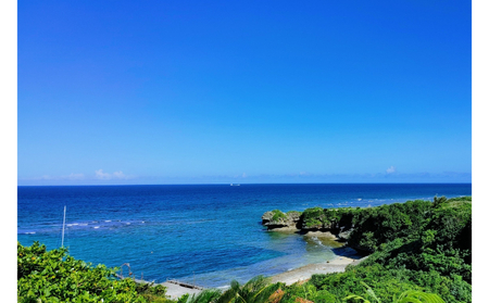 【RYUKYU GLASS WORKS 海風】オキナワオーシャン　ロック（レギュラー） 〇 沖縄 読谷村 夏 琉球ガラス GALA青い海 ガラス工房 東シナ海 青い空 ブルー うちなーすぐりむん 伝統