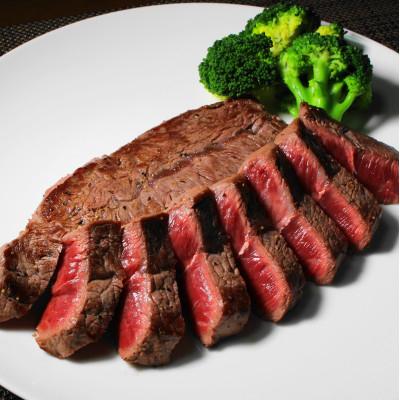 ふるさと納税 帯広市 豊西牛 ミスジ ステーキ セット 520g (260g×2枚) トヨニシソース付 |  | 01