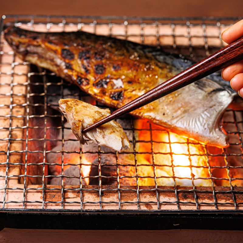 【定期便 6ヶ月連続】北海道産鯖 低温熟成 3個セット | 北海道産 鯖（さば）のみを使用 一夜干し さば サバ 焼き魚 焼魚 鯖 定食 鯖寿司 味噌煮 カツ丼 カレー にも最適 おつまみ 焼魚_イメ
