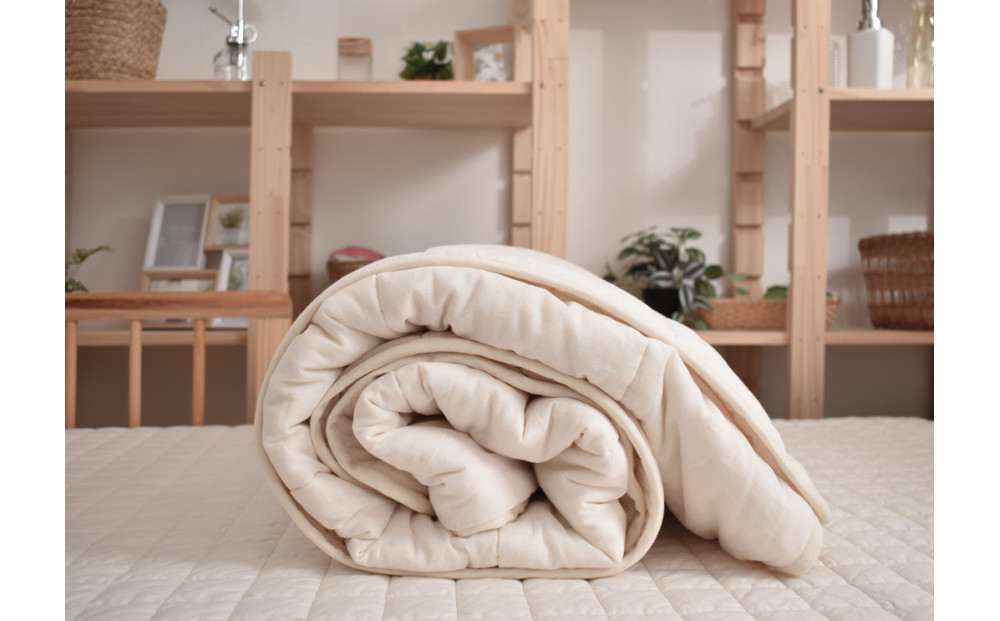 綿入りガーゼキルトケット　シングル（ナチュラル・アイボリー）