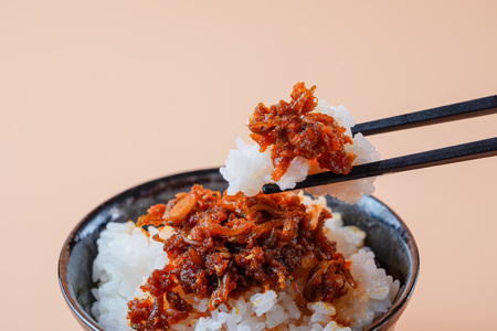 昔ながらで新しい !! 土佐のジャコ魂 120g 3個セット【 ご飯のお供 ご飯 ごはん 惣菜 おかず 食べるラー油 じゃこ 魚 調味料 】