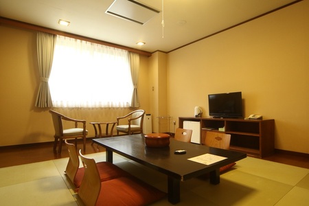 I-5002 トムラウシ温泉東大雪荘 お楽しみ券（15,000円分）