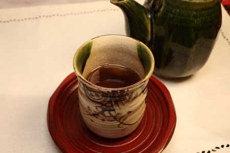 【お茶のふじえだ園】くしろ夕焼けのほうじ茶(100g)×4個と抹茶ソフト引換券2枚付き【1120248】