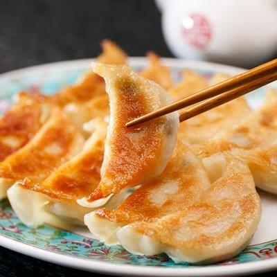 ふるさと納税 大刀洗町 餃子菜館90個セット(餃子60個&大粒しゅうまい2種類　各15個) |  | 02